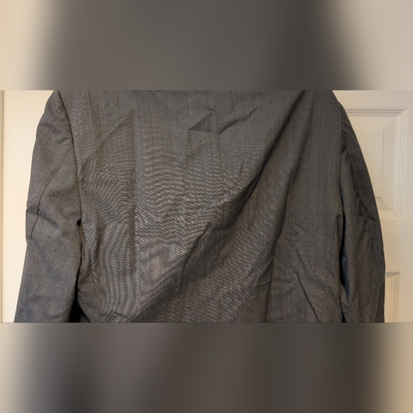 Hickey Freeman Men's Gray Pinstripe Suit Coat Size 44R 100% Wool - Picture 11 of 16